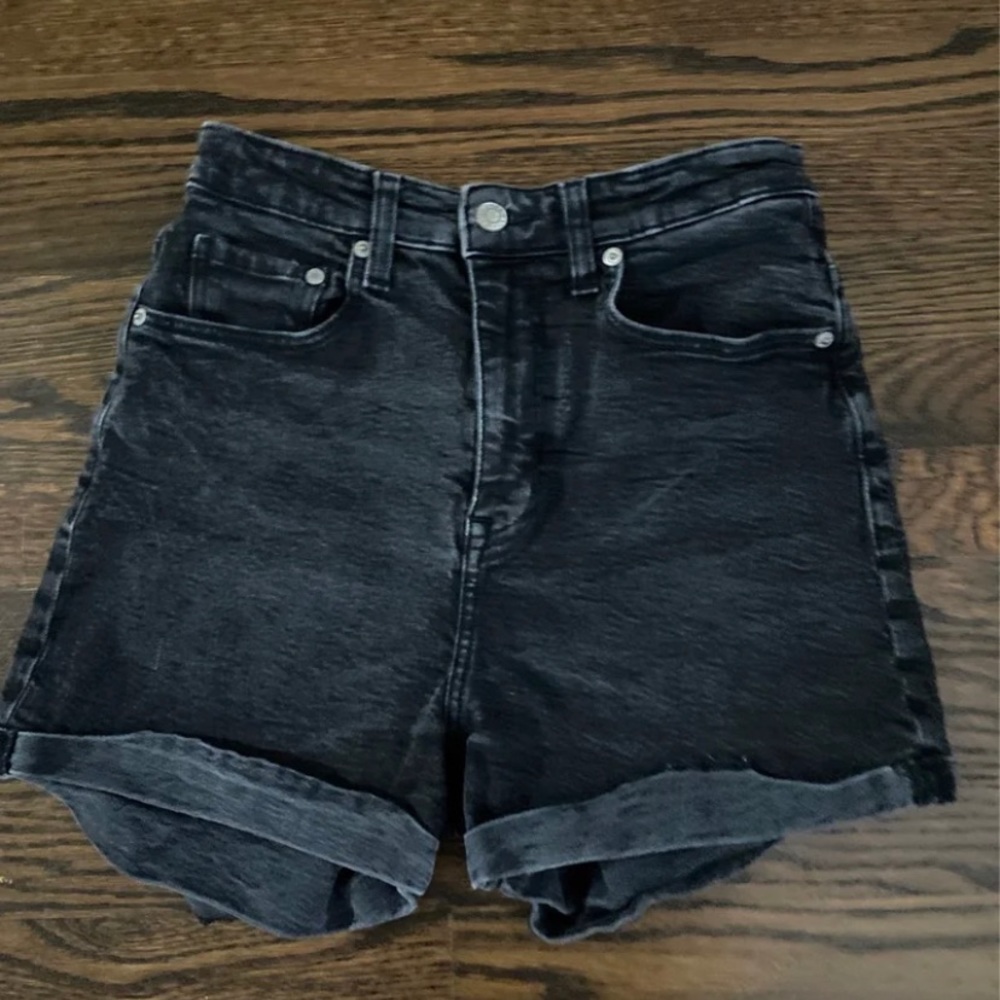 H&M Mom Shorts